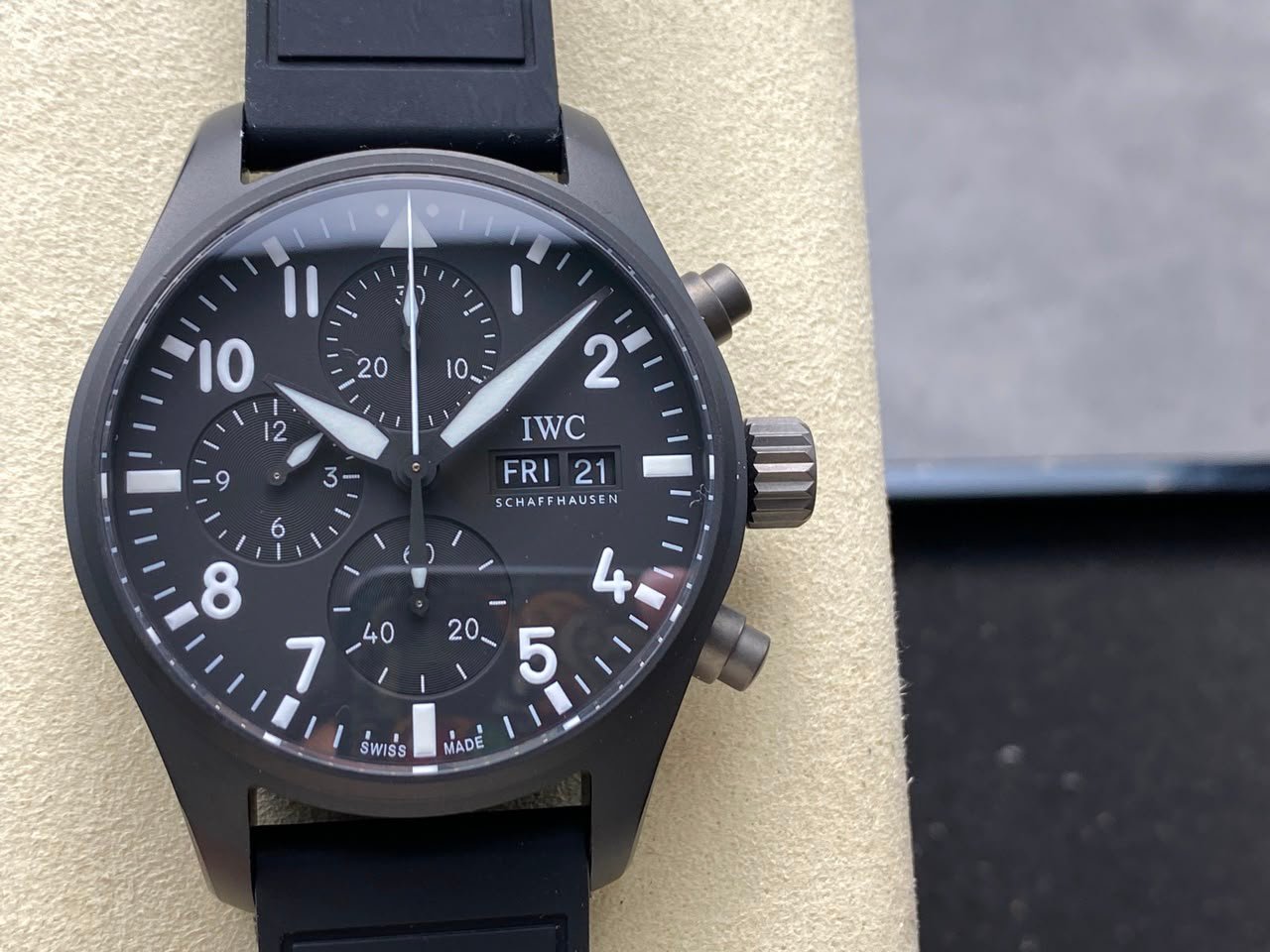 BLS Factory IWC Pilot 41mm – EasX-CHANGE and 69385 Movement Guide