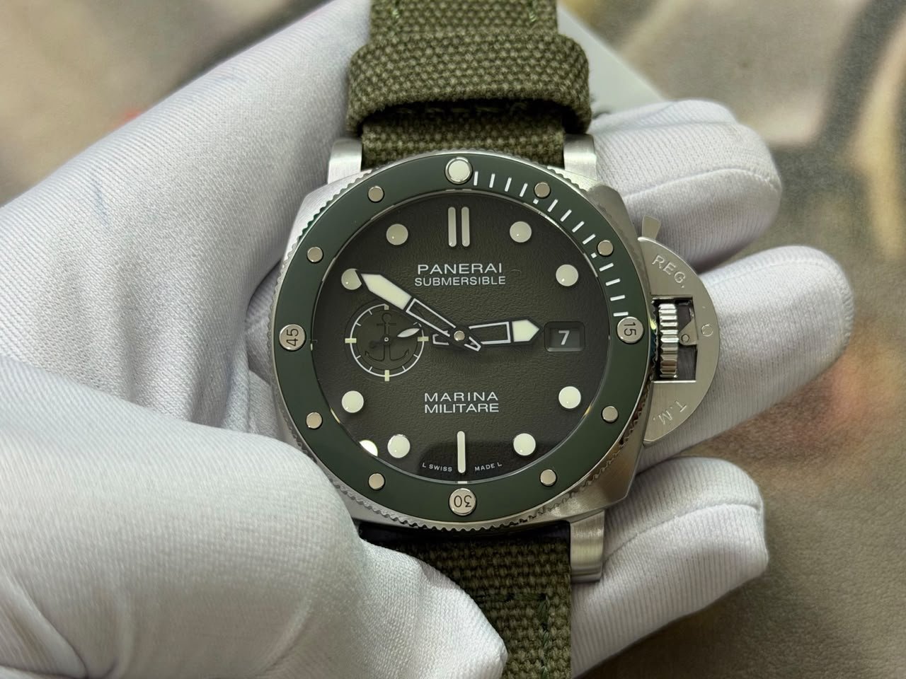 VS Factory Panerai Submersible PAM01697 P.900 Movement Guide